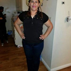 Meet your Posher, Edith